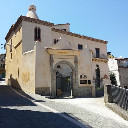 Bed and Breakfast Palazzo Madeo - Residenza D'Epoca Crosia Экстерьер фото