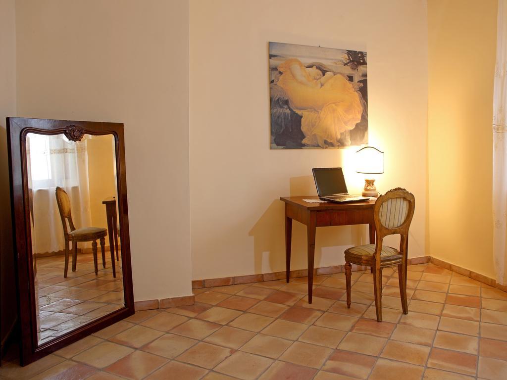 Bed and Breakfast Palazzo Madeo - Residenza D'Epoca Crosia Экстерьер фото